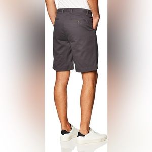 🔸4XHP!🔸NWT Amazon Essentials | Classic-Fit 9" Chino Short